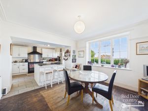 Kitchen/Dining Room- click for photo gallery